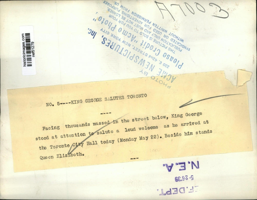 1939 Press Photo King George salutes Toronto at City Hall - nef51279