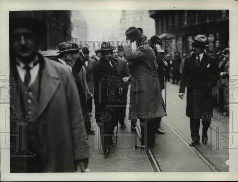 Load image into Gallery viewer, 1932 Press Photo Laval leaves hospital where Paul Domer lays fatally stricken
