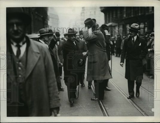 1932 Press Photo Laval leaves hospital where Paul Domer lays fatally stricken