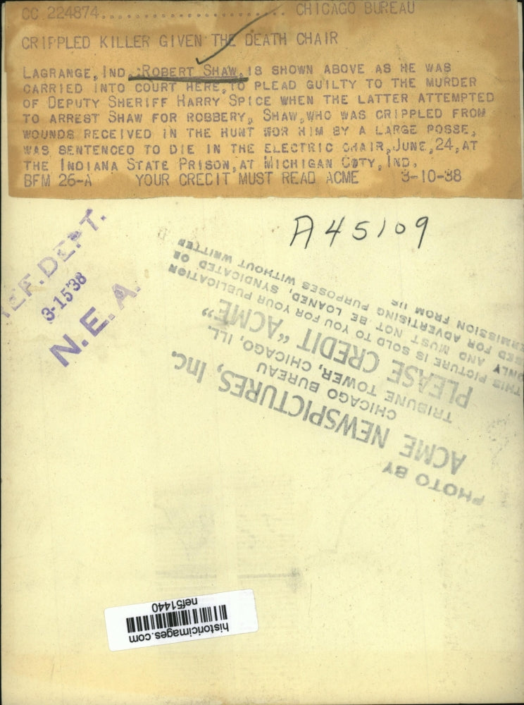 1938 Press Photo Robert Shaw Shown as He was Carried Into Court to Plead Guilty