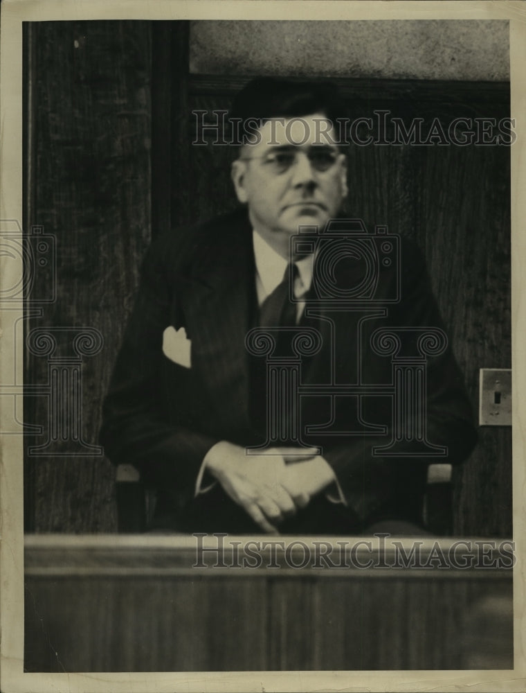 1927 Press Photo Burns - Stand - nef51514