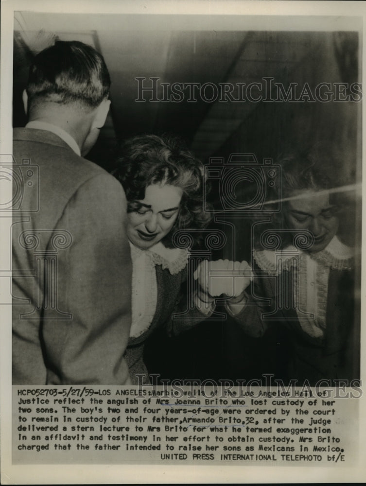 Load image into Gallery viewer, 1959 Press Photo Anguished Mrs. Joenna Brito Lost Custody of her Two Sons
