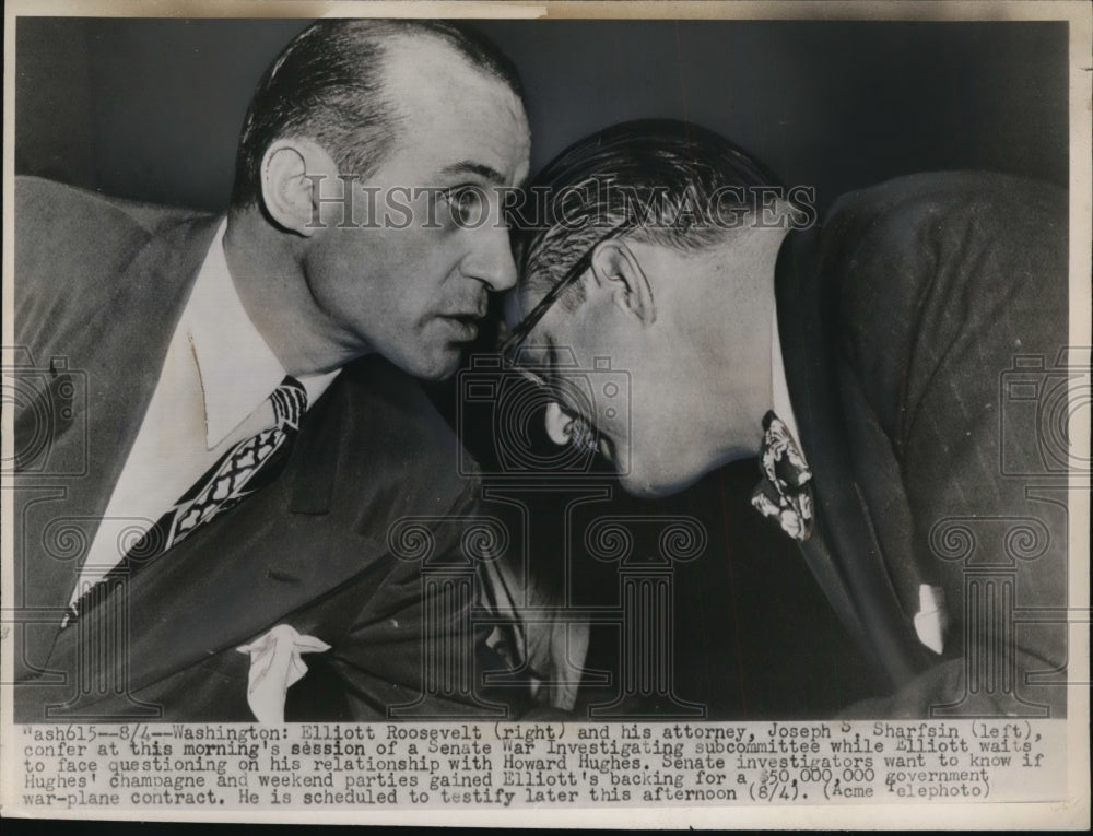 1947 Press Photo Elliott Roosevelt &amp; Attorney Joseph Sharfsin Confer at Session