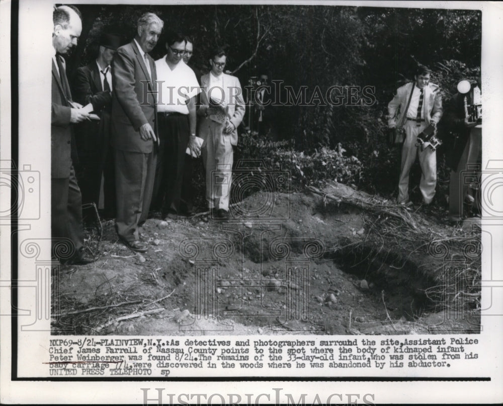1956 Press Photo Kidnapped Baby Peter Weinberger Body Found Scene, Plainview