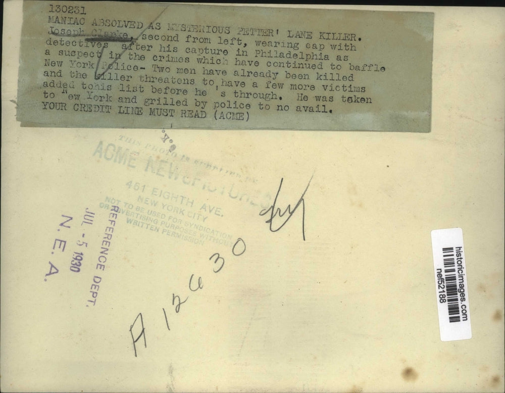 1930 Press Photo Murderer Joseph Clarke w Police After Arrested in Philadelphia