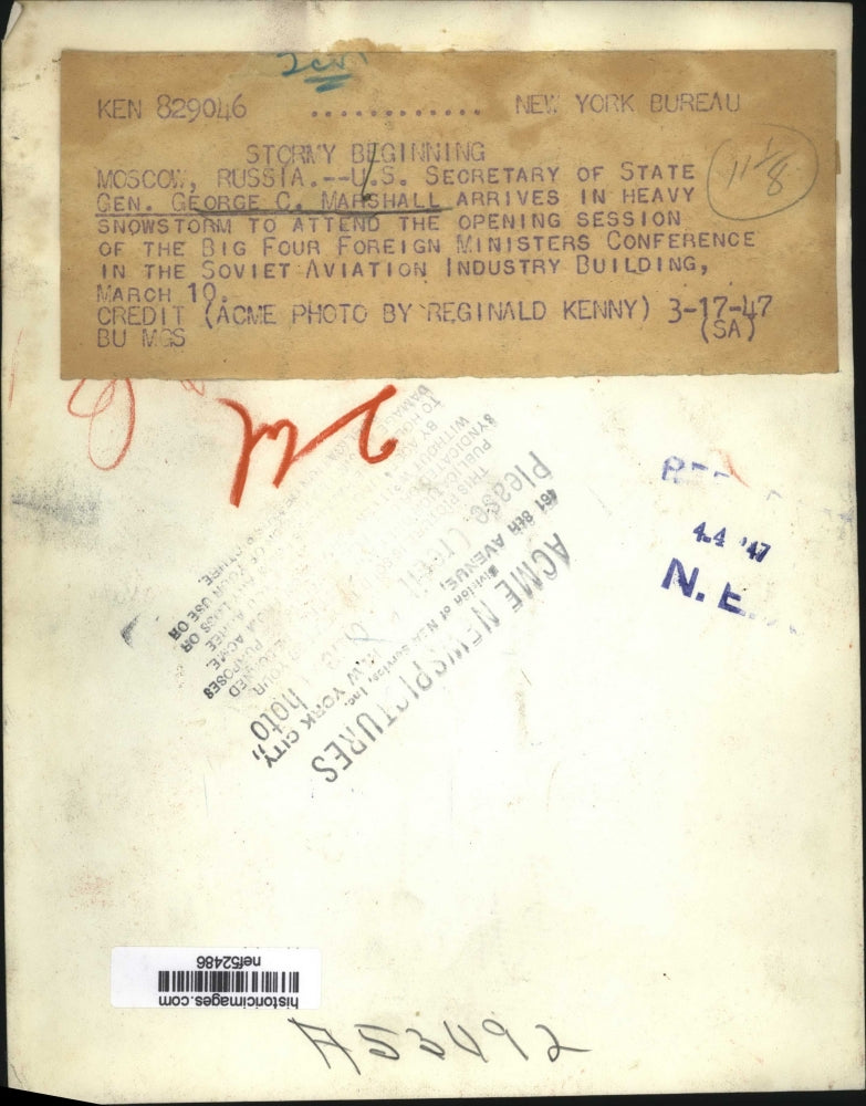 1947 Press Photo Gen.George C.Marshall U.S Sec.of State arrives at Moscow