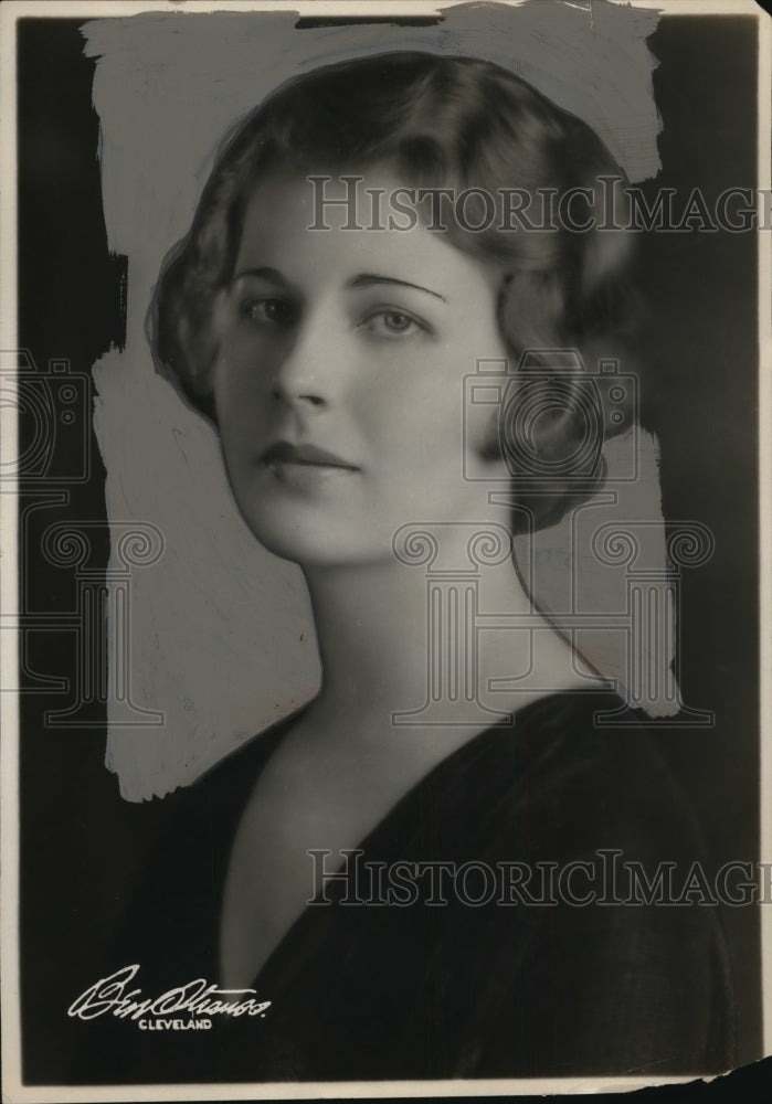 1933 Press Photo Marguarite McGilles, Merrick House Junior League - nef52565