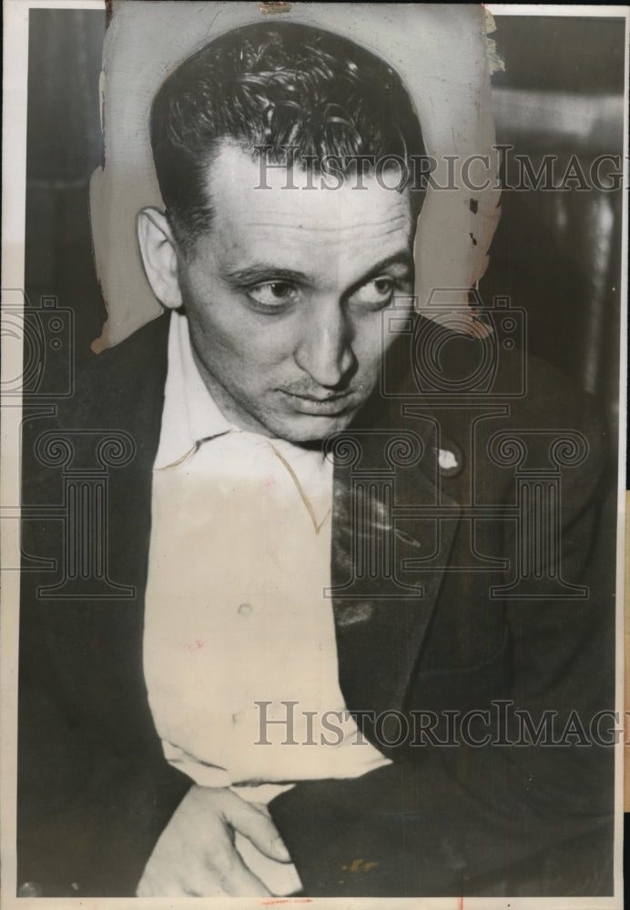1949 Press Photo Harold Bochm Held on Charges of Holding Barbara Savage Prisoner