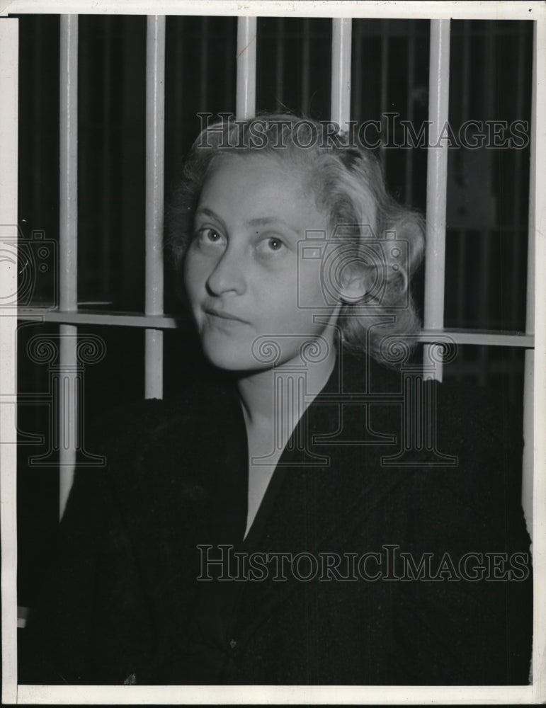 1939 Press Photo Lorraine Cook denies any knowledge of the confessed burglaries