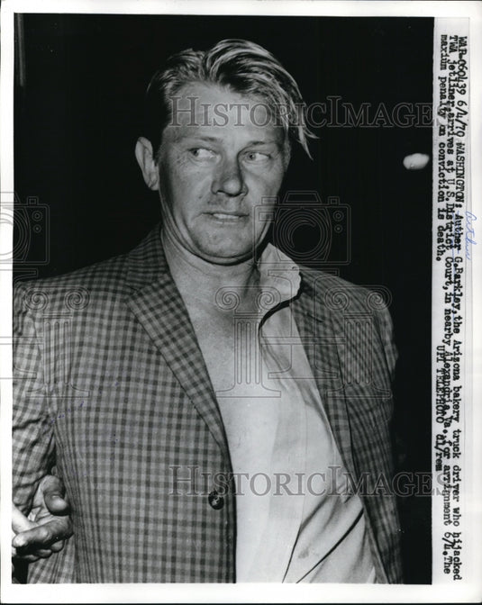 1970 Press Photo Arthur Barkley at US District Court for Plane Hijacking