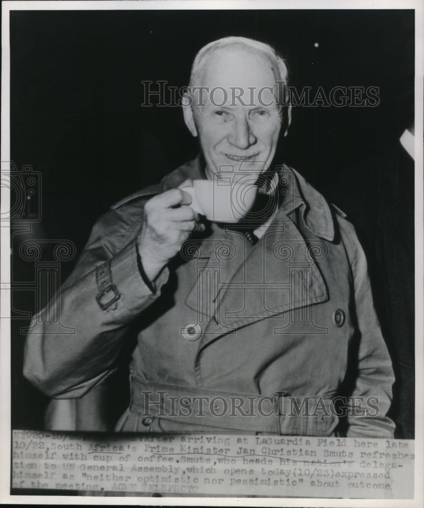 1946 Press Photo Jan Christian of South Africa at LaGuardia Field, New York