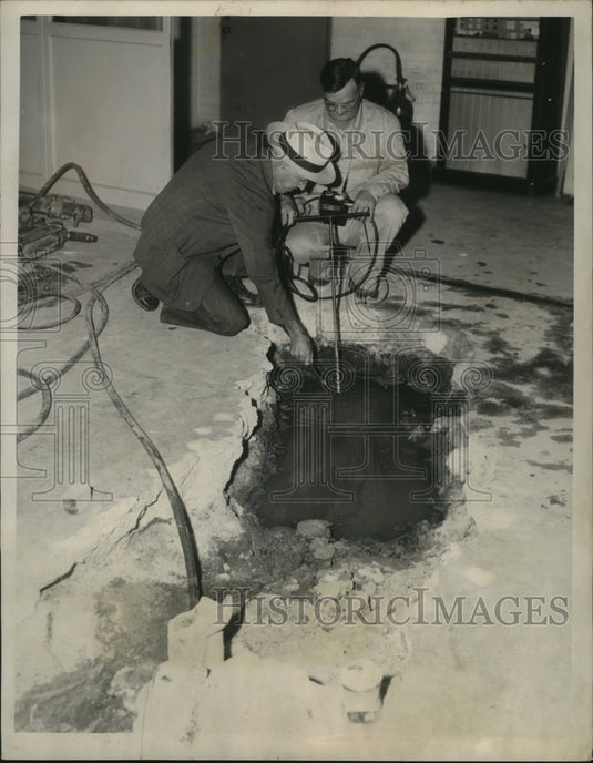 1953 Press Photo State Inspectors at Cadillac Tank Plant Gas Well, Ohio