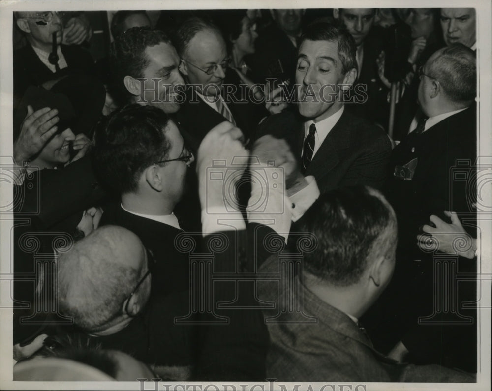 1938 Press Photo Leverett Saltonstall being greeted by friends and followers