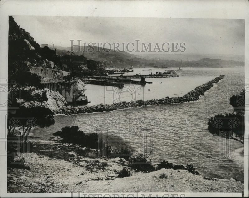 Load image into Gallery viewer, 1933 Press Photo Mirabeau Basin at Marseilles, France Harbor - nef53751
