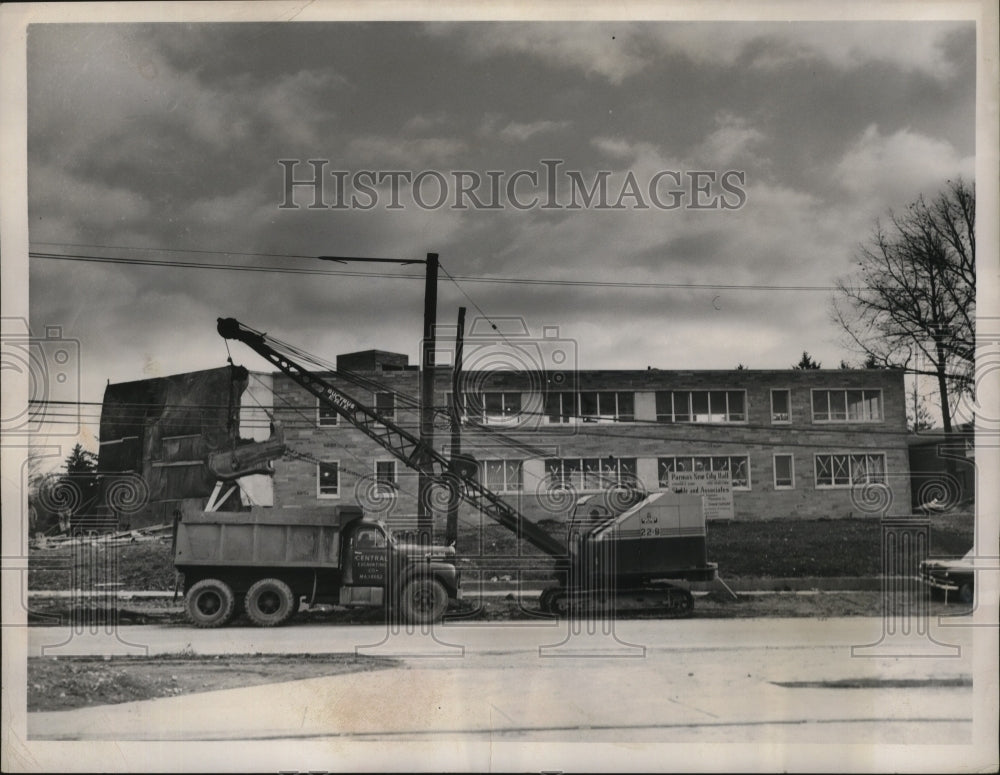 1957 Press Photo New $600,000 Parma City Hall being completed - nef53771