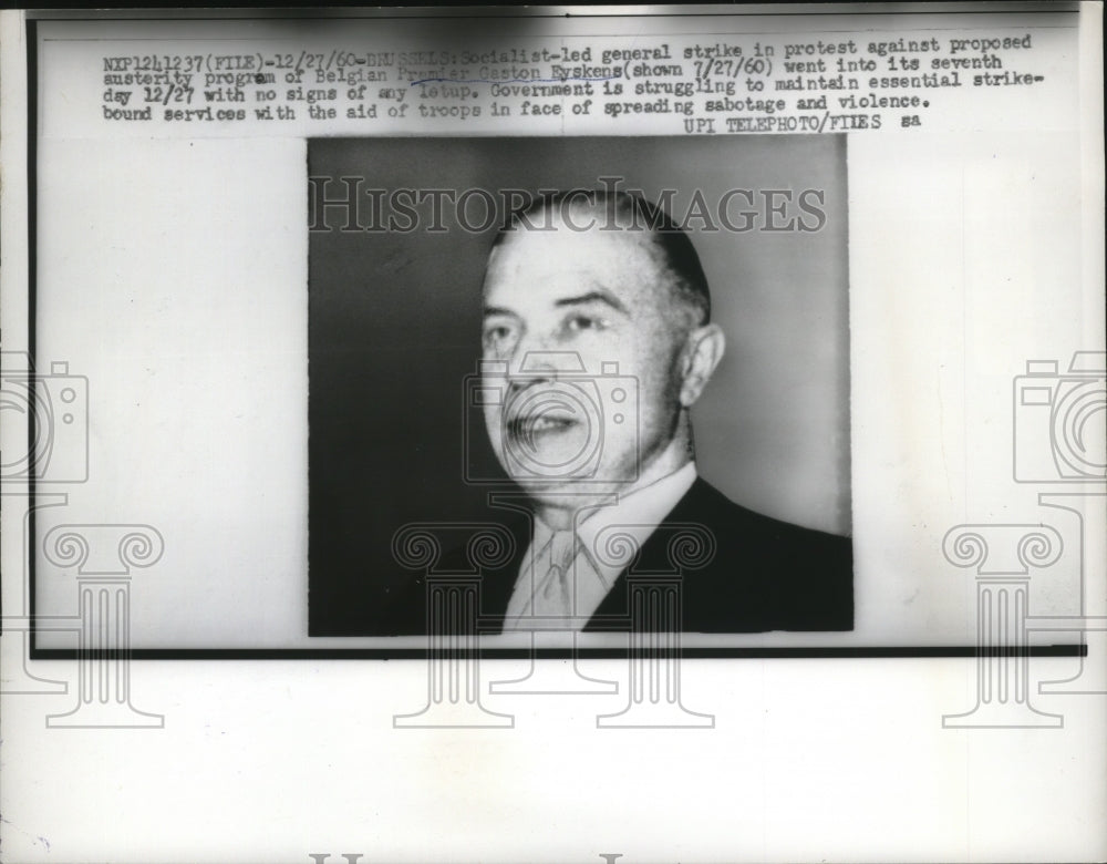 1960 Press Photo Premier Gaston Eyskens of Belgium - nef53932