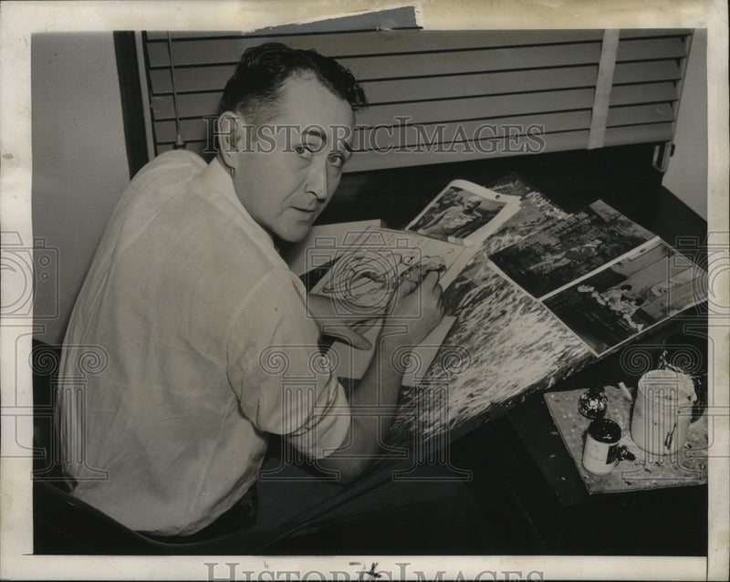 Load image into Gallery viewer, 1942 Press Photo Cartoonist Bill Moran - nef54022
