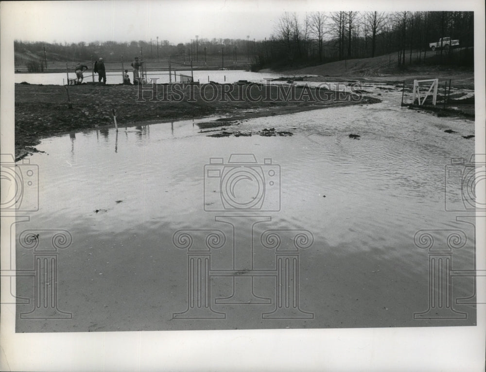 1961 Press Photo Overflow Water from Artificial Lake, Parma State Park, Ohio