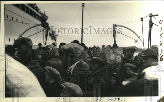 1938 Press Photo Cunard White Star Liner "Ascania" Accident Passengers