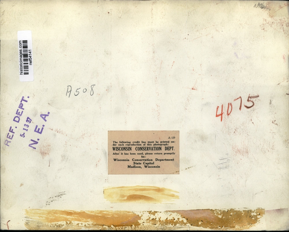 1937 Press Photo Wisconsin Fishermen in Boat - nef54141