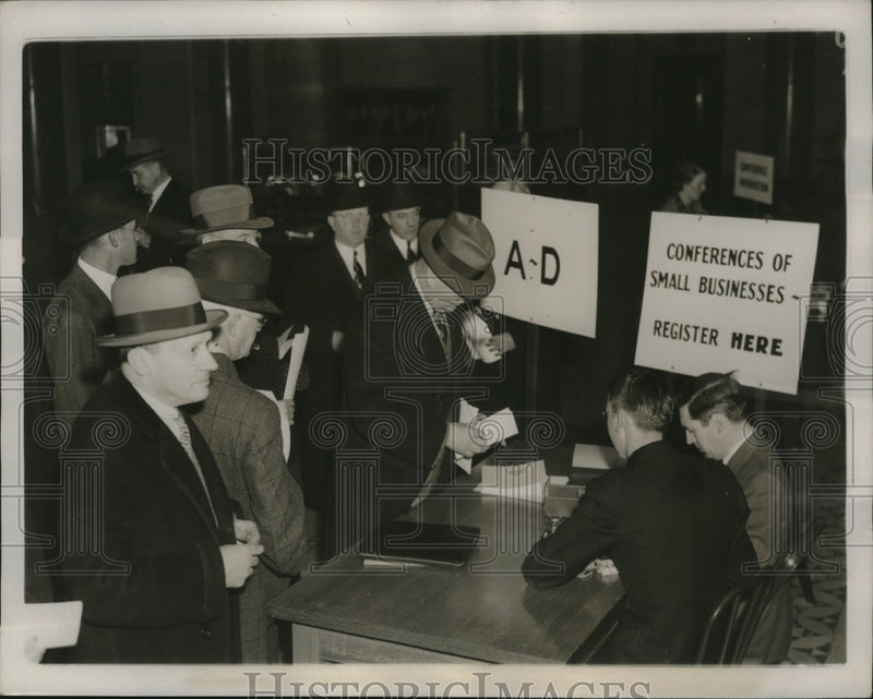 Load image into Gallery viewer, 1938 Press Photo Conferences of Small Businesses in Washington, DC - nef54149

