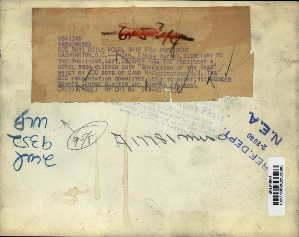 1940 Press Photo CCC Boys build model ship of Sovereign of the Ship for Pres.