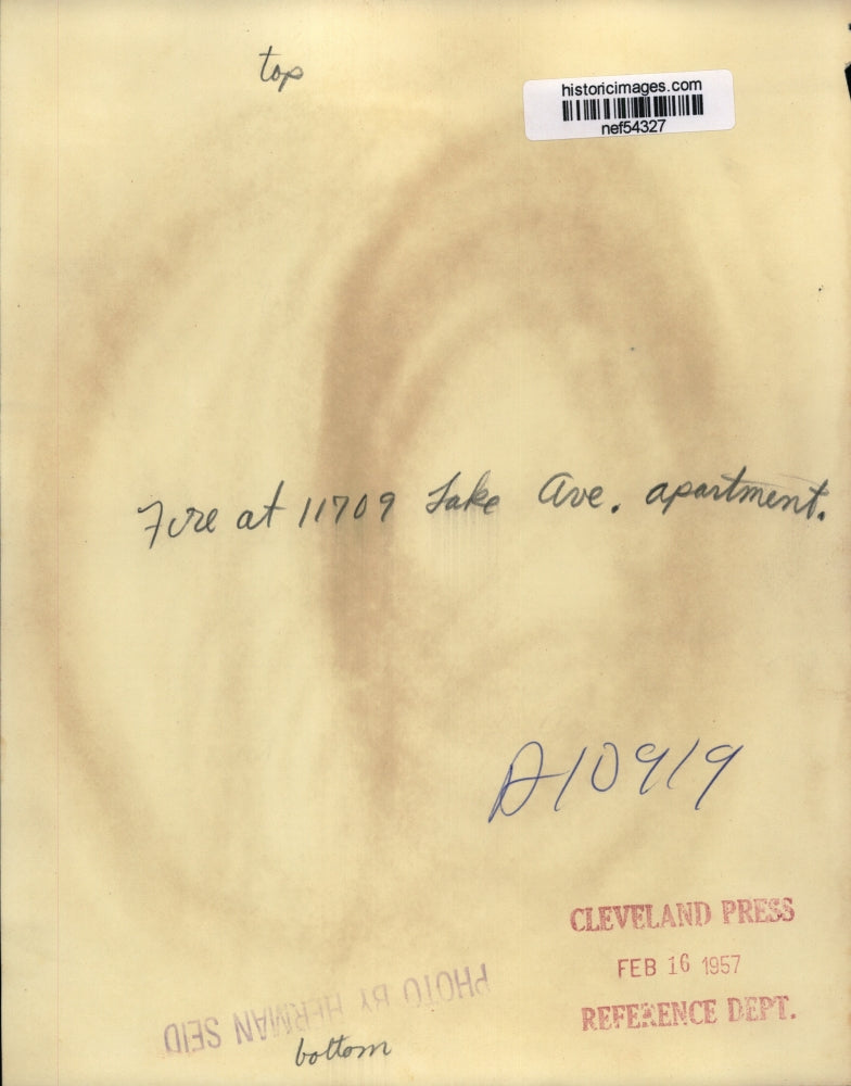 1957 Press Photo Apartment Fire Damage, 11709 Lake Avenue, Ohio - nef54327