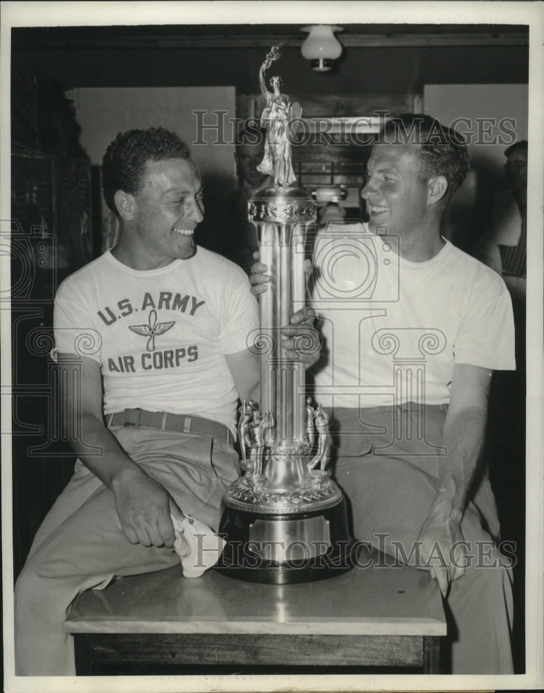 1942 Pres Photo Marvin Bud Ward &amp; Wilford Wehrle at All-American Golf Tournament- Historic Images