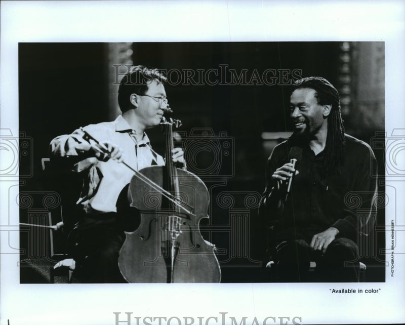 Load image into Gallery viewer, Press Photo Musician &amp; Singer - nef54725
