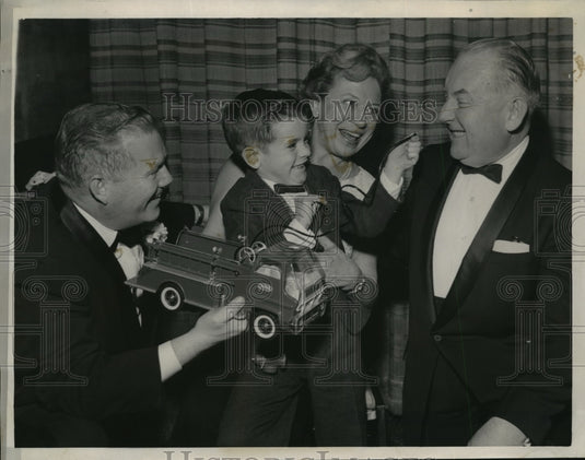 1966 Press Photo Greater Boston Association for Retarded Children Officials