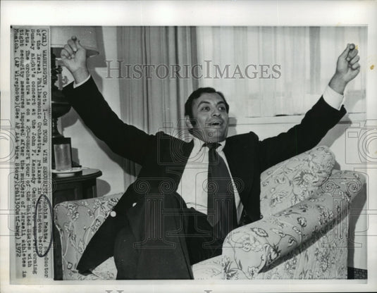 1972 Press Photo Zubin Mehta, Conductor, in Washington D.C. Before JFK Concert