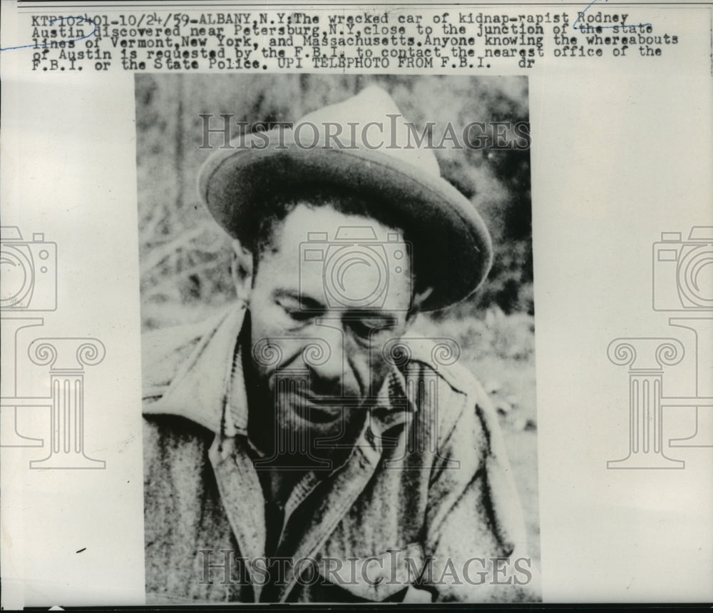1959 Press Photo Wrecked car of kidnap-rapist discovered near Petersburg, NY