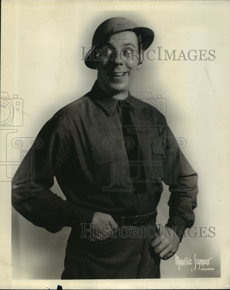 1932 Press Photo Danish American Comedian Karl Dane in Slim - nef55134