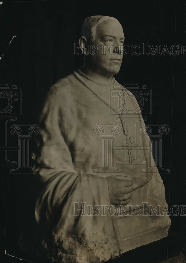 1931 Press Photo Photograph of Bust of Cardinal William O'Connell - nef55197