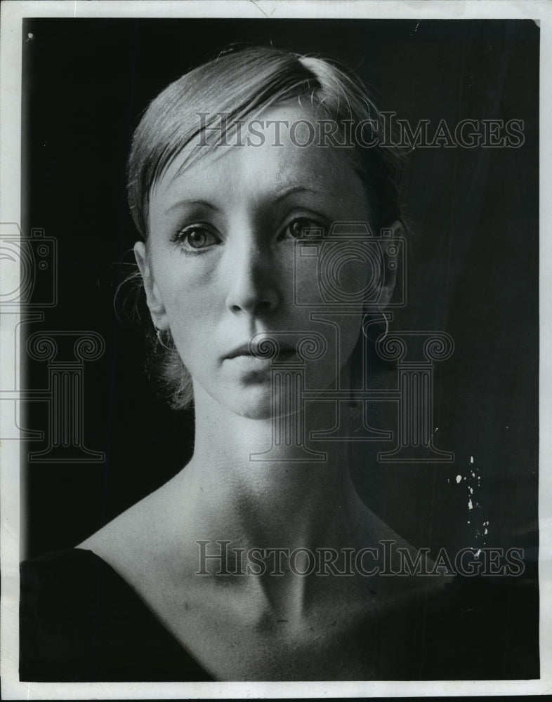 1975 Press Photo Annabel Winston, dancer in Boston Ballet Co. - nef55224