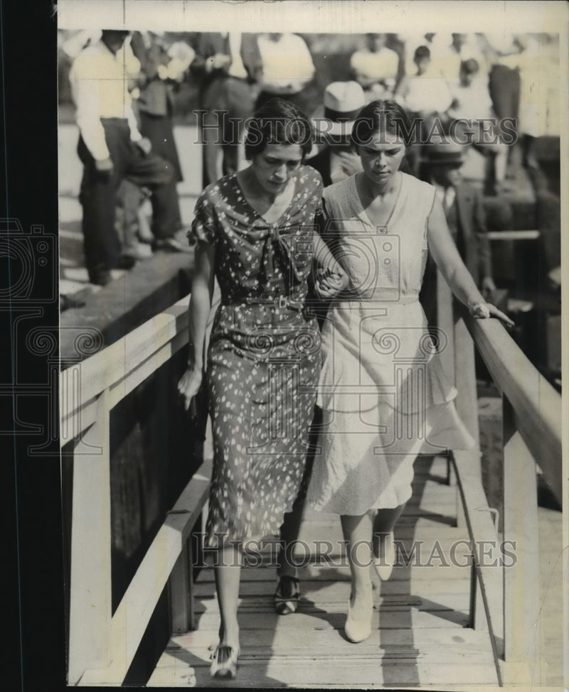 Load image into Gallery viewer, 1931 Press Photo Lillian Collings - nef55407
