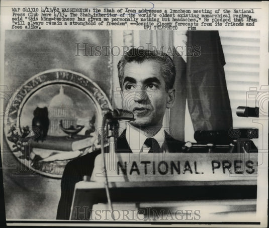 1962 Press Photo Shah of Iran addresses a luncheon meeting - nef55695