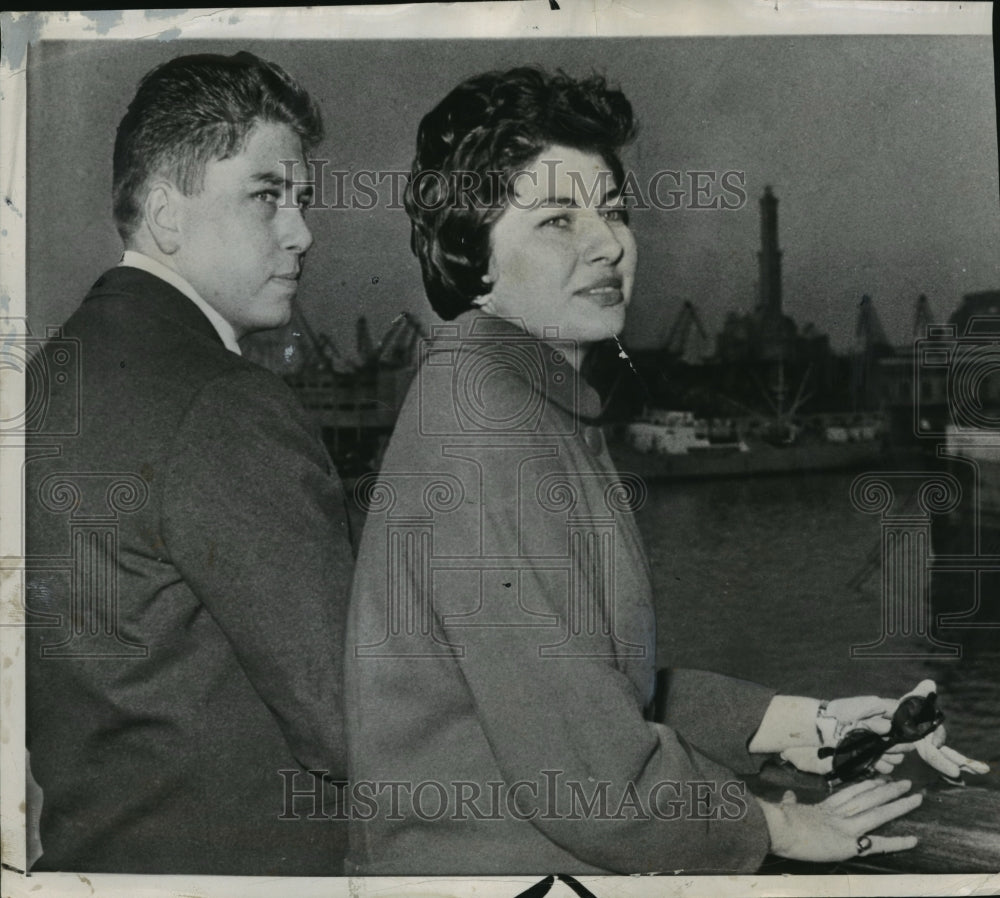 1958 Pres Photo Princess Soraya Takes Look at Port Prior to Leaving Genoa Italy