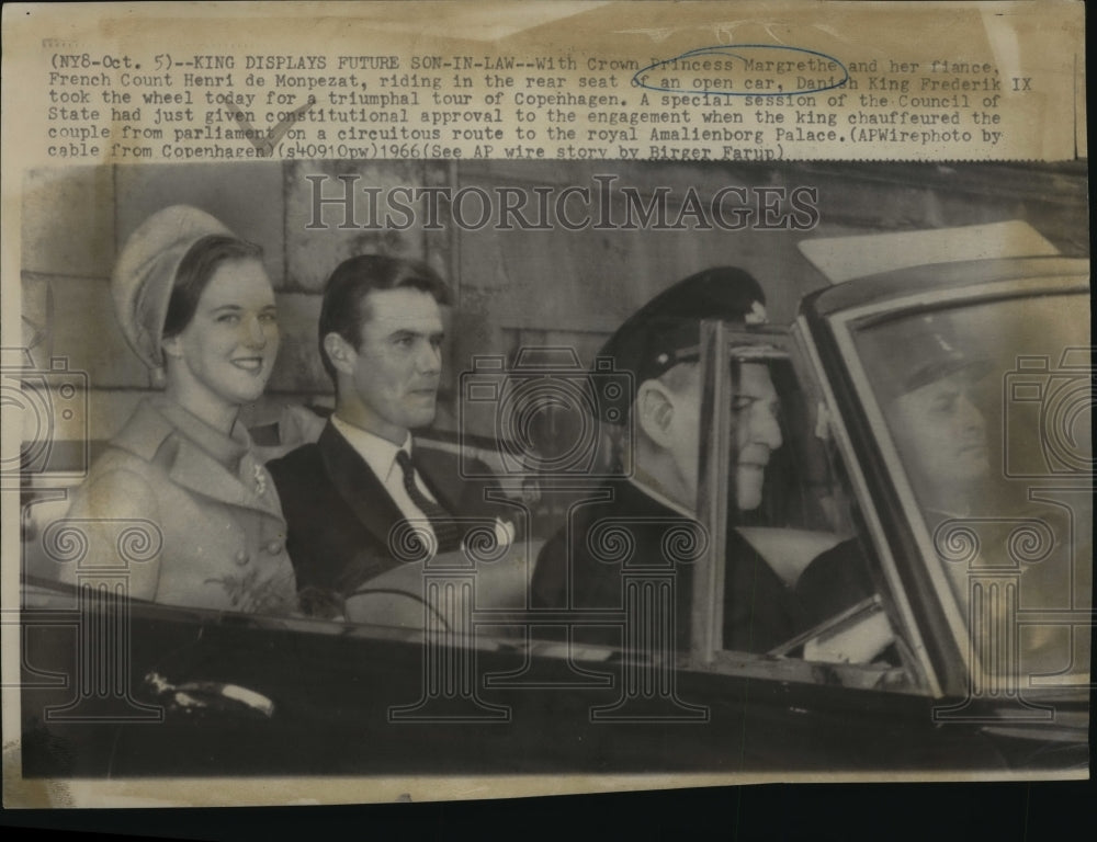 1960 Press Photo Princess Margrethe, Count Henri de Monpezat in Car, Copenhagen