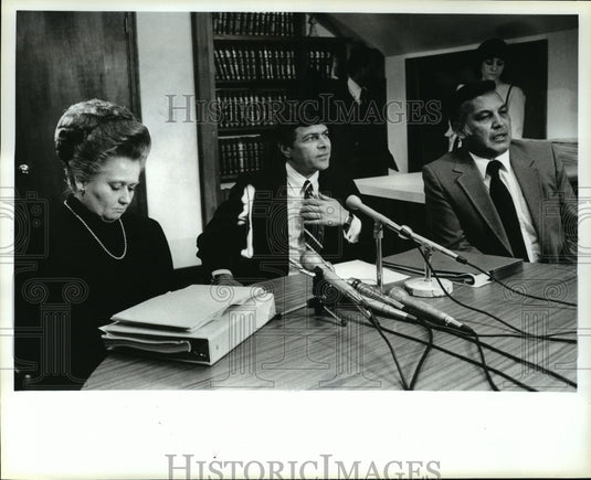 1984 Press Photo Shirley & John Benedict Press Conference on Daughter's Murder