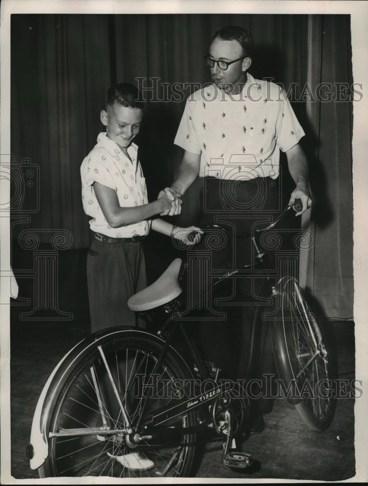 1955 Press Photo Soap Box Derby 2nd Place winner Dennis Slocumb with Bicycle- Historic Images