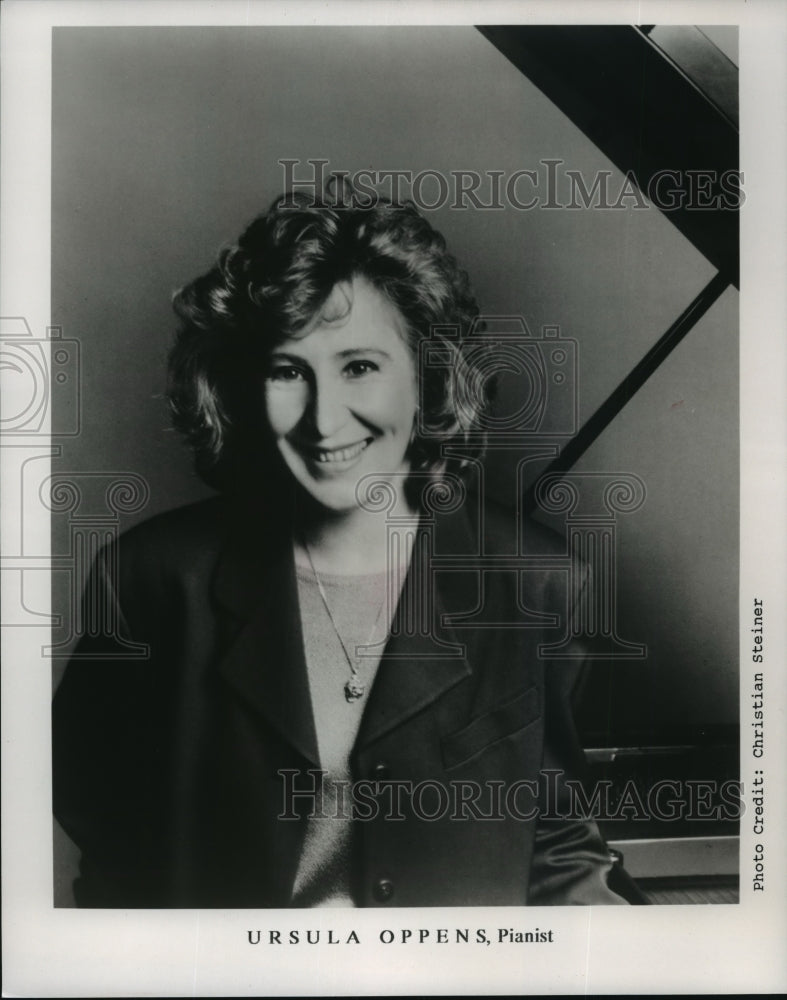 Press Photo Pianist Ursula Oppens - nef56147