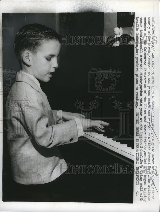 1961 Press Photo Russell Allgaier Blind Pianist of Kalamazoo, Michigan