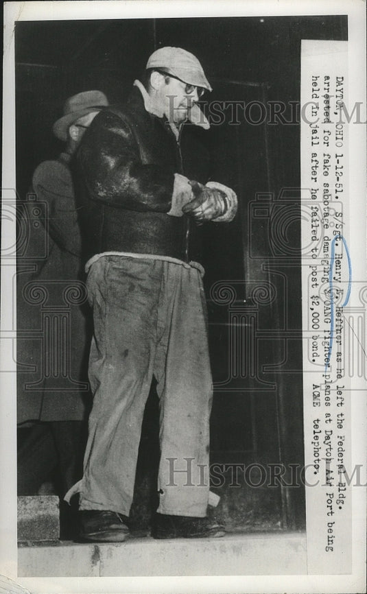 1951 Press Photo Sgt Henry Heffner Arrested for Fake Sabotage Damaging 3 Planes