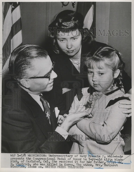 1952 Press Photo Francis P. Whitehair Giving William D. Windrich Medal of Honor