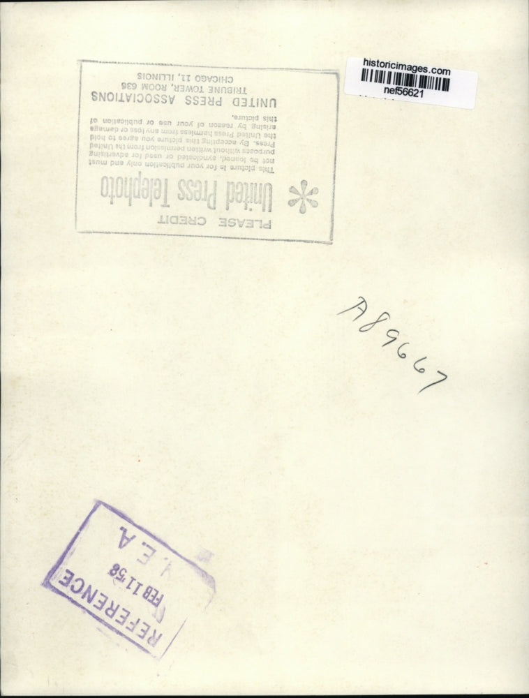 1958 Press Photo John Sandor & Wife Viktoria Examine New Year's Presents at Home