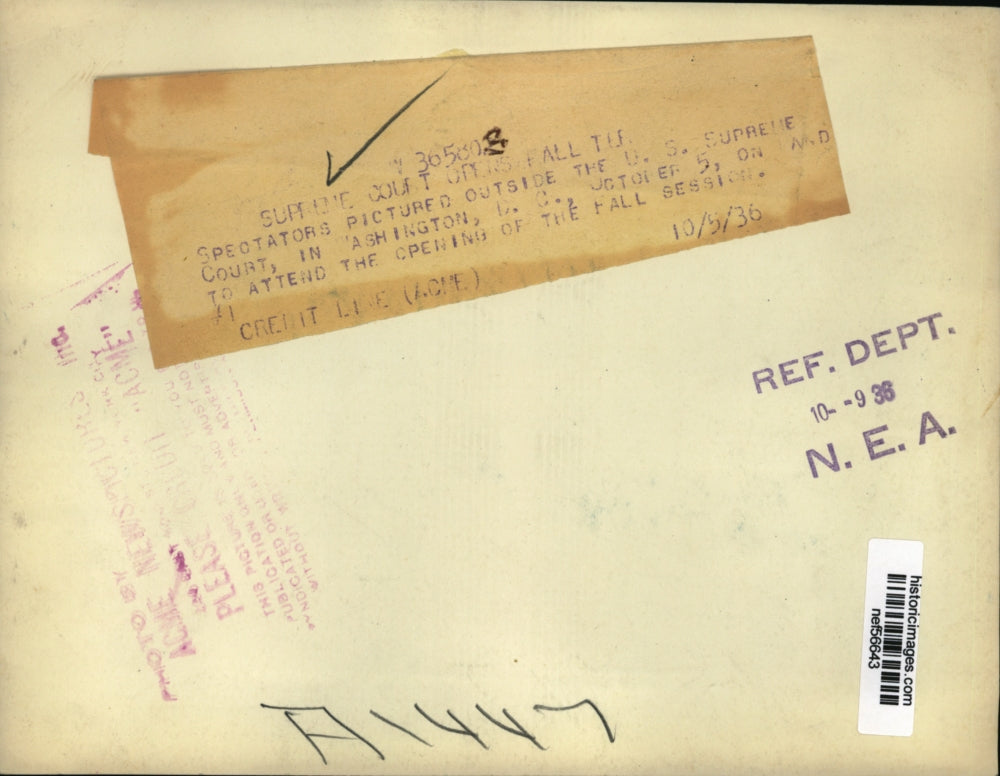 1936 Press Photo Spectators Outside U.S. Supreme Court to Attend Fall Opening