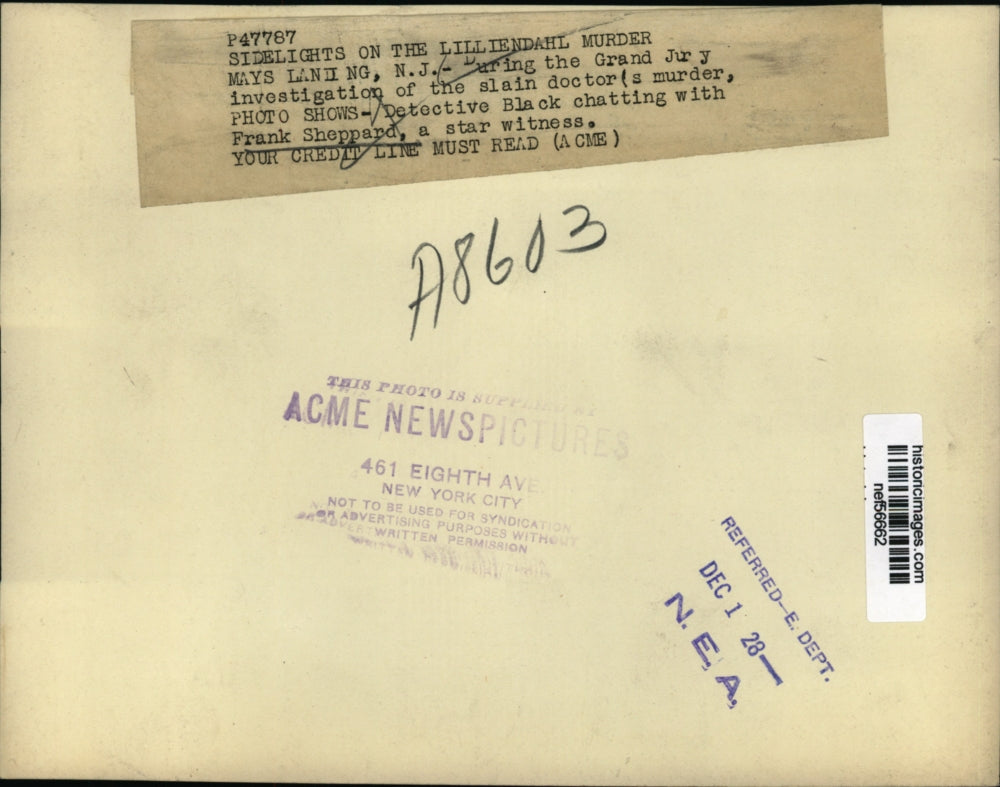 1928 Press Photo Detective Black Chatting with Frank Shepppard a Star Witness