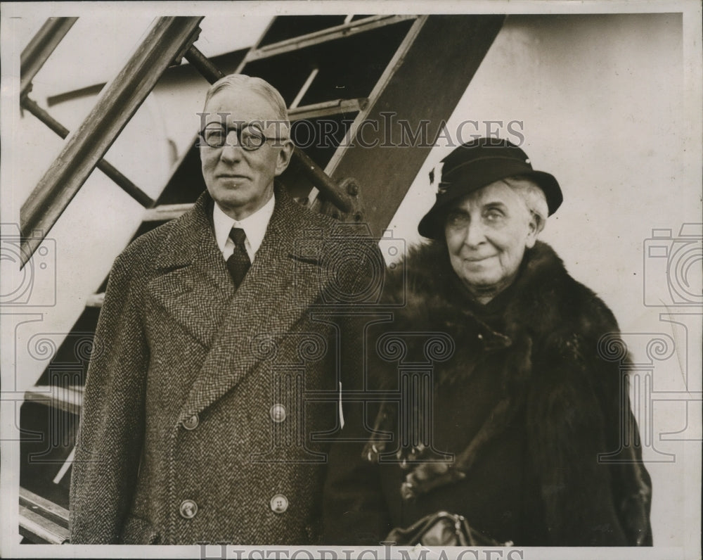 1934 Press Photo Hugh S. Cummings & Wife Aboard "Santa Clara" New York