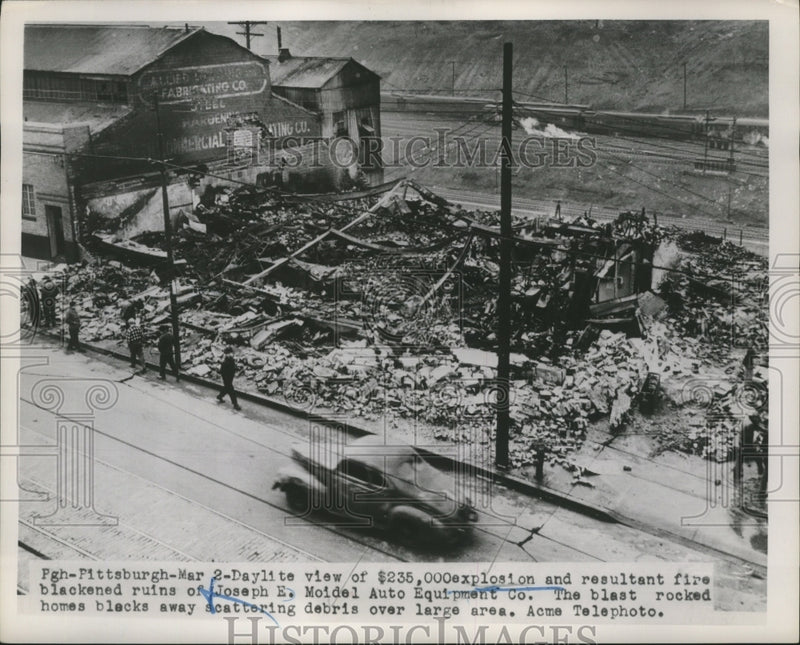 Load image into Gallery viewer, 1951 Press Photo Joseph E Model Auto Eqiuipment Co Pittsburgh Explosion Damage
